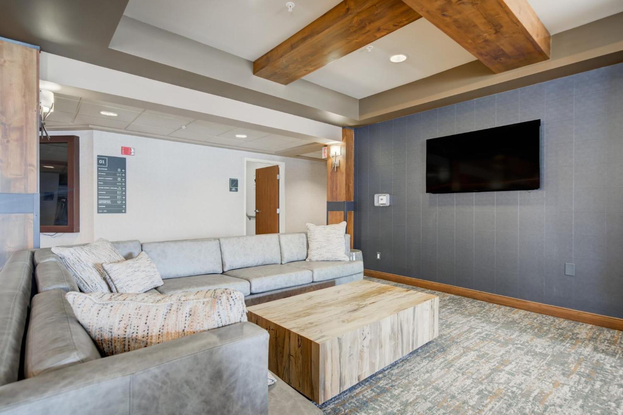 Holiday Inn West Yellowstone By Ihg מראה חיצוני תמונה