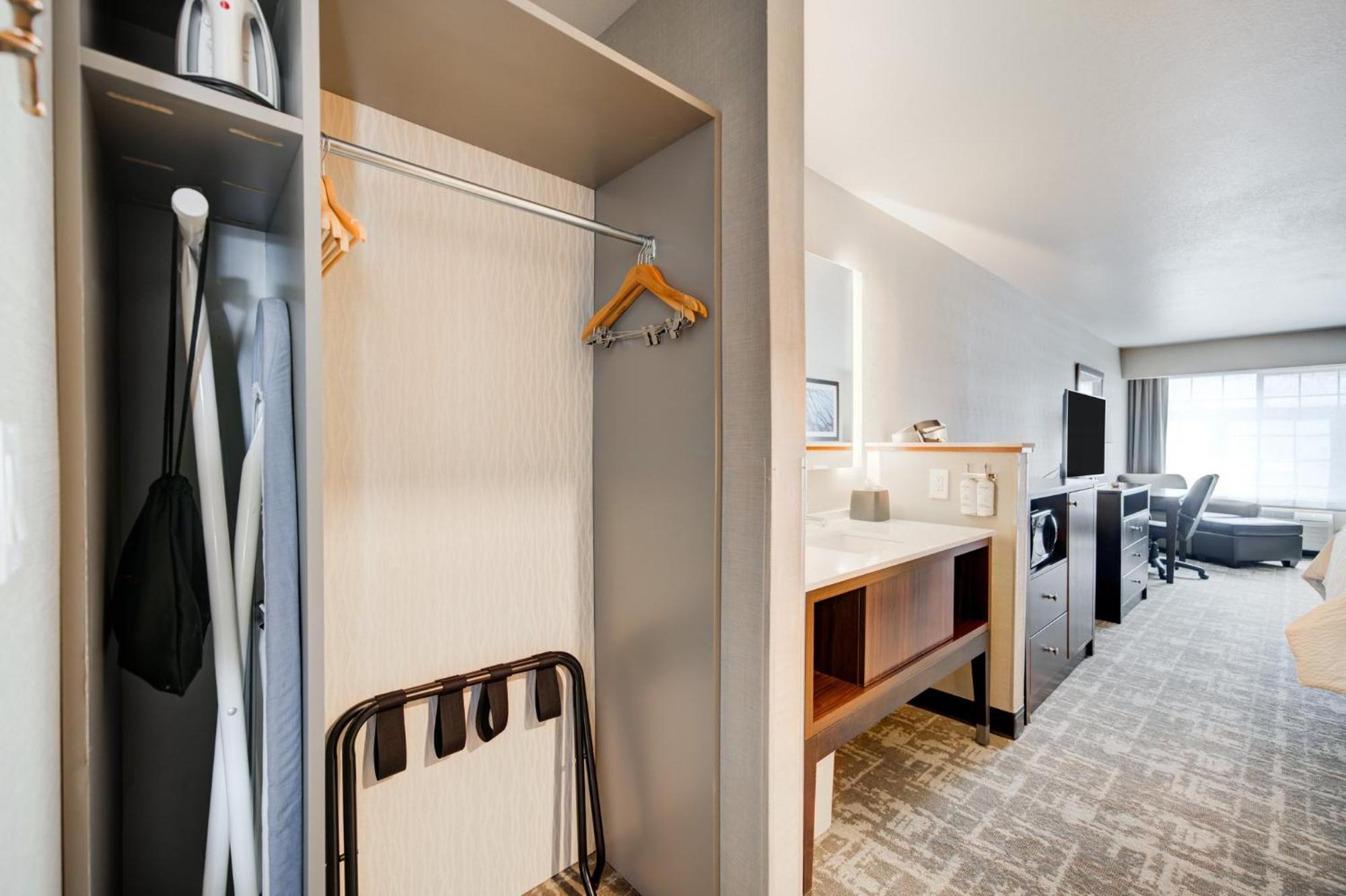 Holiday Inn West Yellowstone By Ihg מראה חיצוני תמונה
