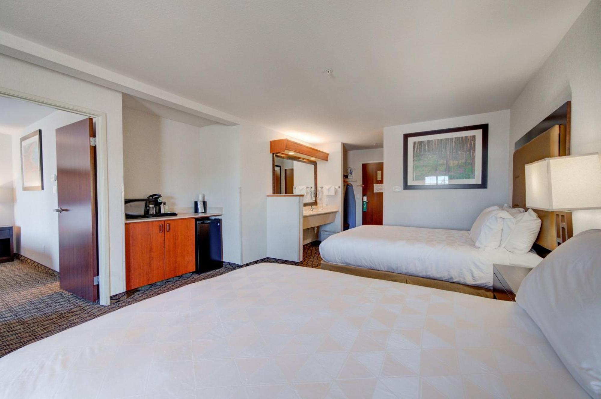 Holiday Inn West Yellowstone By Ihg מראה חיצוני תמונה